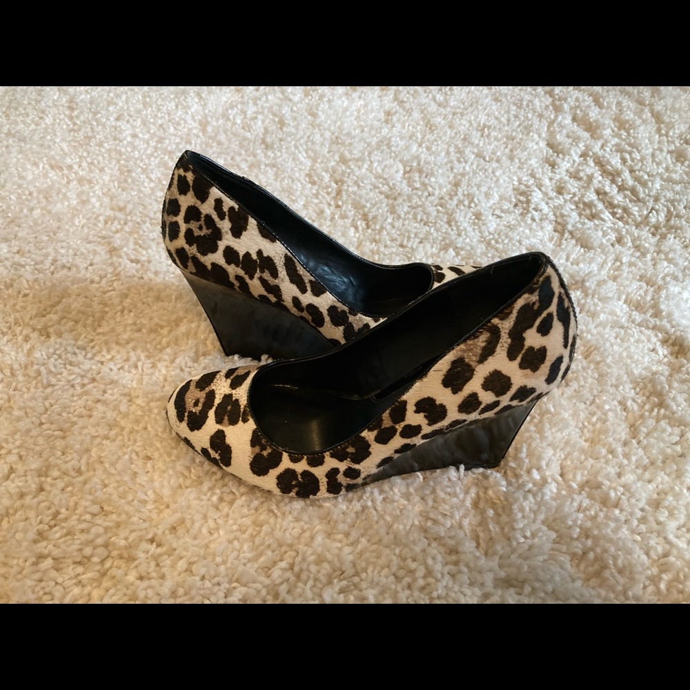 White House black market cheetah print pony fur - Picture 3 of 7